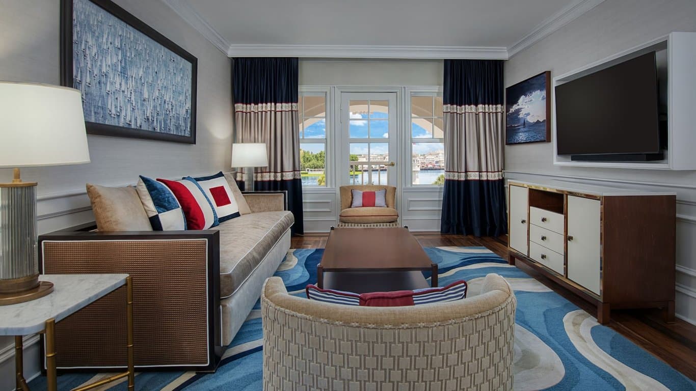 Commodore VP Suite - Club Level