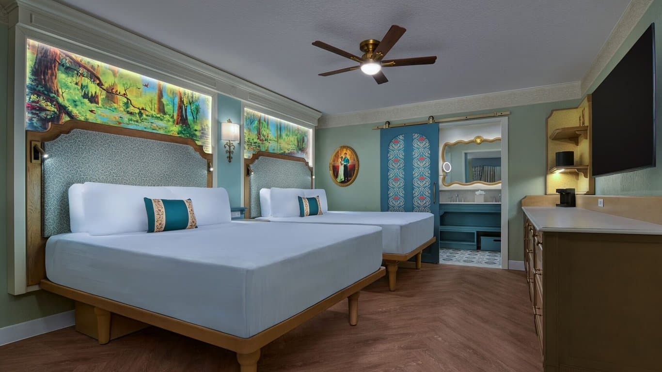 Royal Guest Room