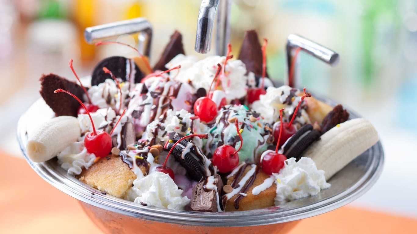 Beaches & Cream Soda Shop thumbnail