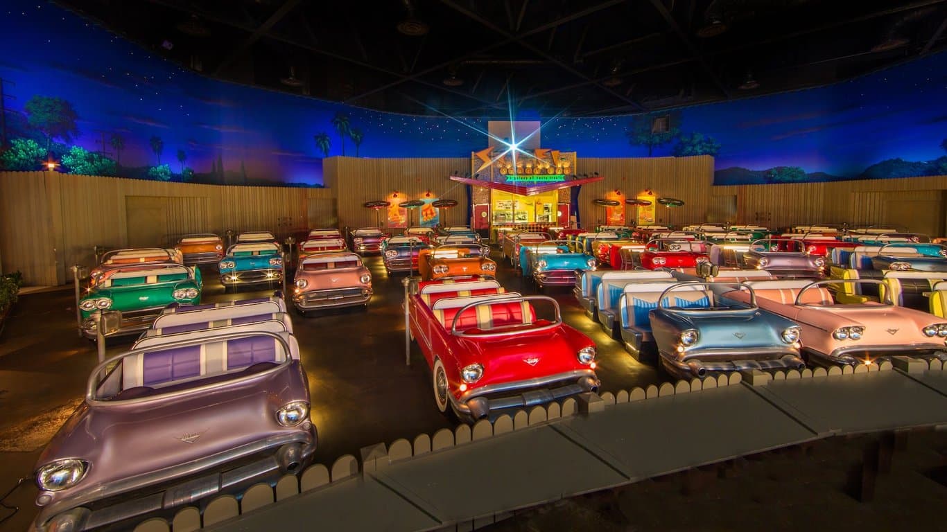 Sci-Fi Dine-In Theater Restaurant thumbnail